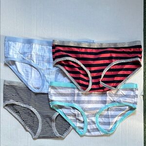 Saint Eve lot of 4 printed panties size XL